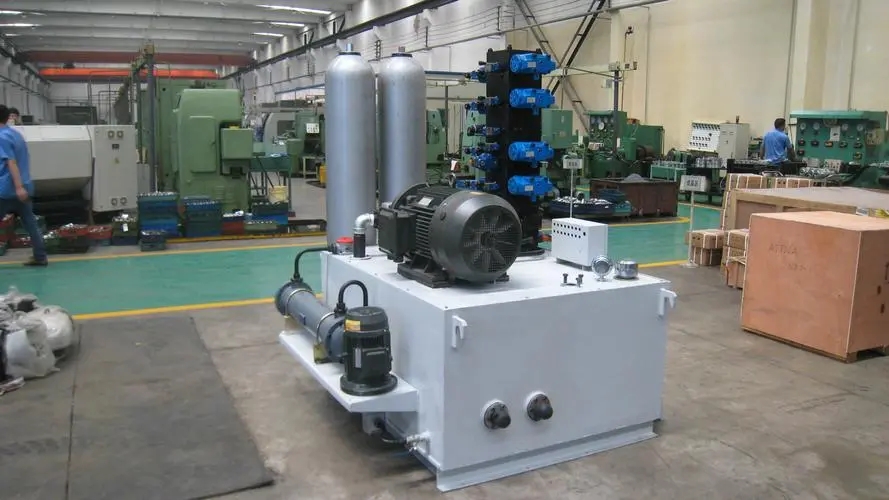 <a href=http://www.zxgwycpt.cn/news_article?news_id=118>液壓設(shè)備</a>